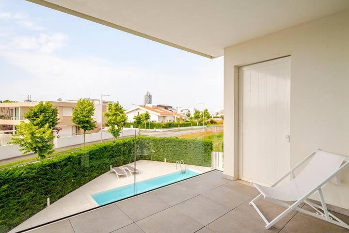 Apartment Luma With Pool Лидо-ди-Езоло Экстерьер фото
